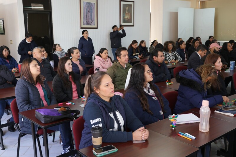 Capacitan a juventudes de Reconecta con la Paz sobre prevención de ...